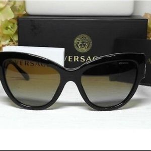 AUTHENTIC Versace Rock icon Medusa Sunglasses